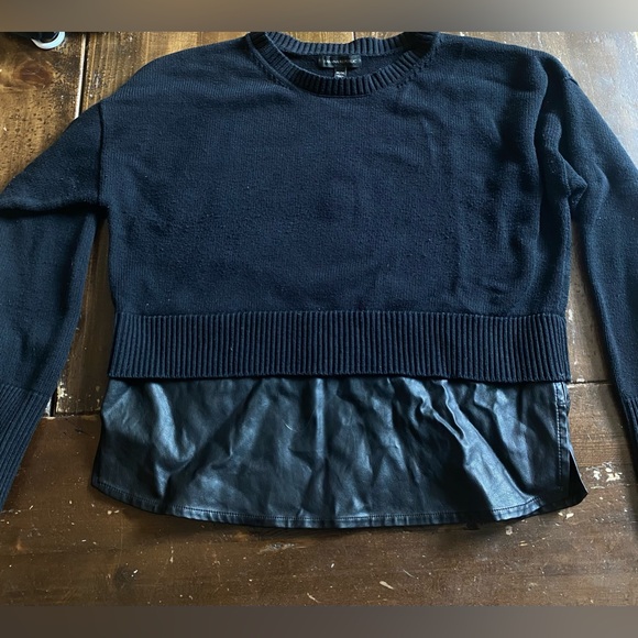 BANANA REPUBLIC bundle of grey and black sweaters - Picture 4 of 9